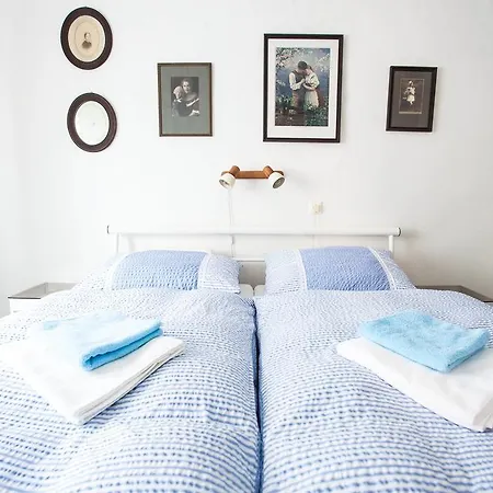Chaloupka Na Skale Homestay szállás